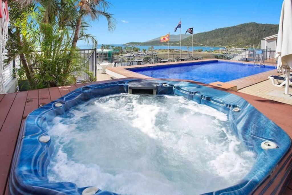 Ocean View 33A Studio Pool Ocean View Wifi Airlie Beach Exterior photo